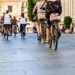 Хората, придвижващи се с велосипед в града, са изложени на по-нисък риск от влошаване на физическото и психическото здраве