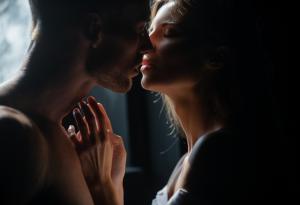 Научно доказано: 6 абсолютни табута при целуване