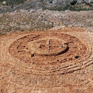  Мистериозна кръгла структура, открита в Гърция, озадачава археолозите
