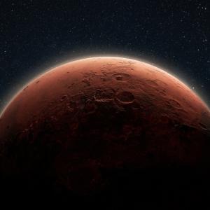 Сонда на Европейската космическа агенция откри скреж по върховете на гигантските вулкани на Марс