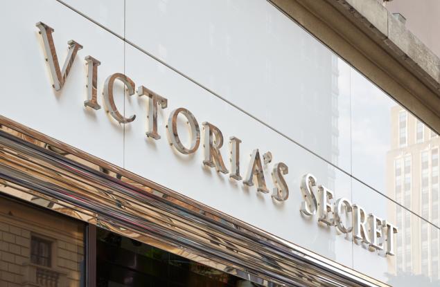 Трагичната история на гения зад Victoria's Secret