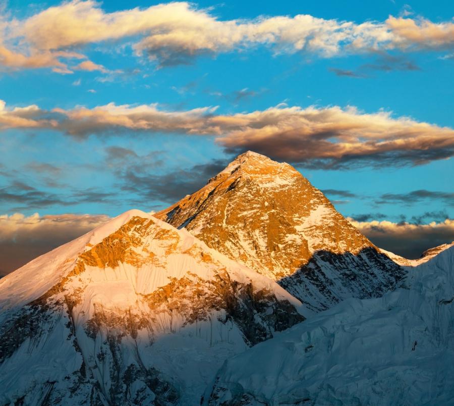 Какво е да покориш Еверест – един разговор с Методи Савов (подкаст)