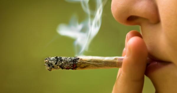 Замисляли ли сте се някога защо пушим марихуана? Американски учени