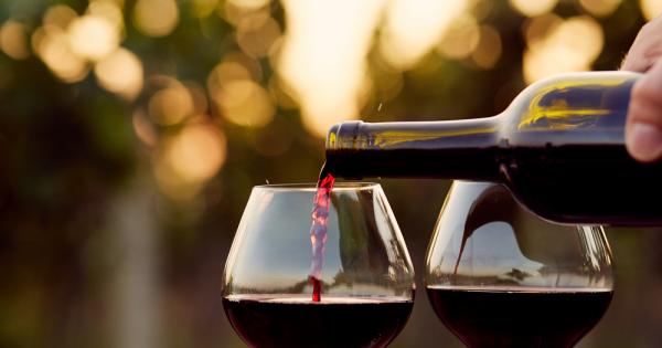 Полезните свойства на виното изглеждат безбройни. То съдържа монозахарида арабиноза, който